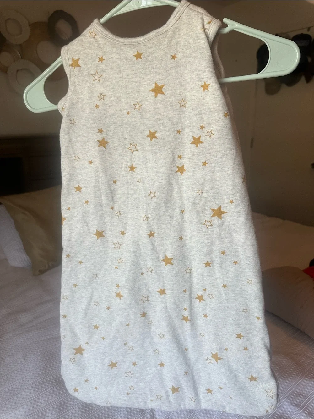 Baby Sleeveless Zip Sleep Sack in Gold Star Print 100% cotton 3-6 months
